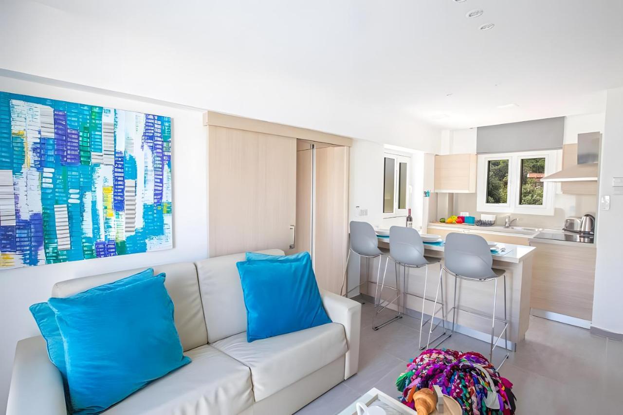 Evas Apartment โปรทาราส ภายนอก รูปภาพ