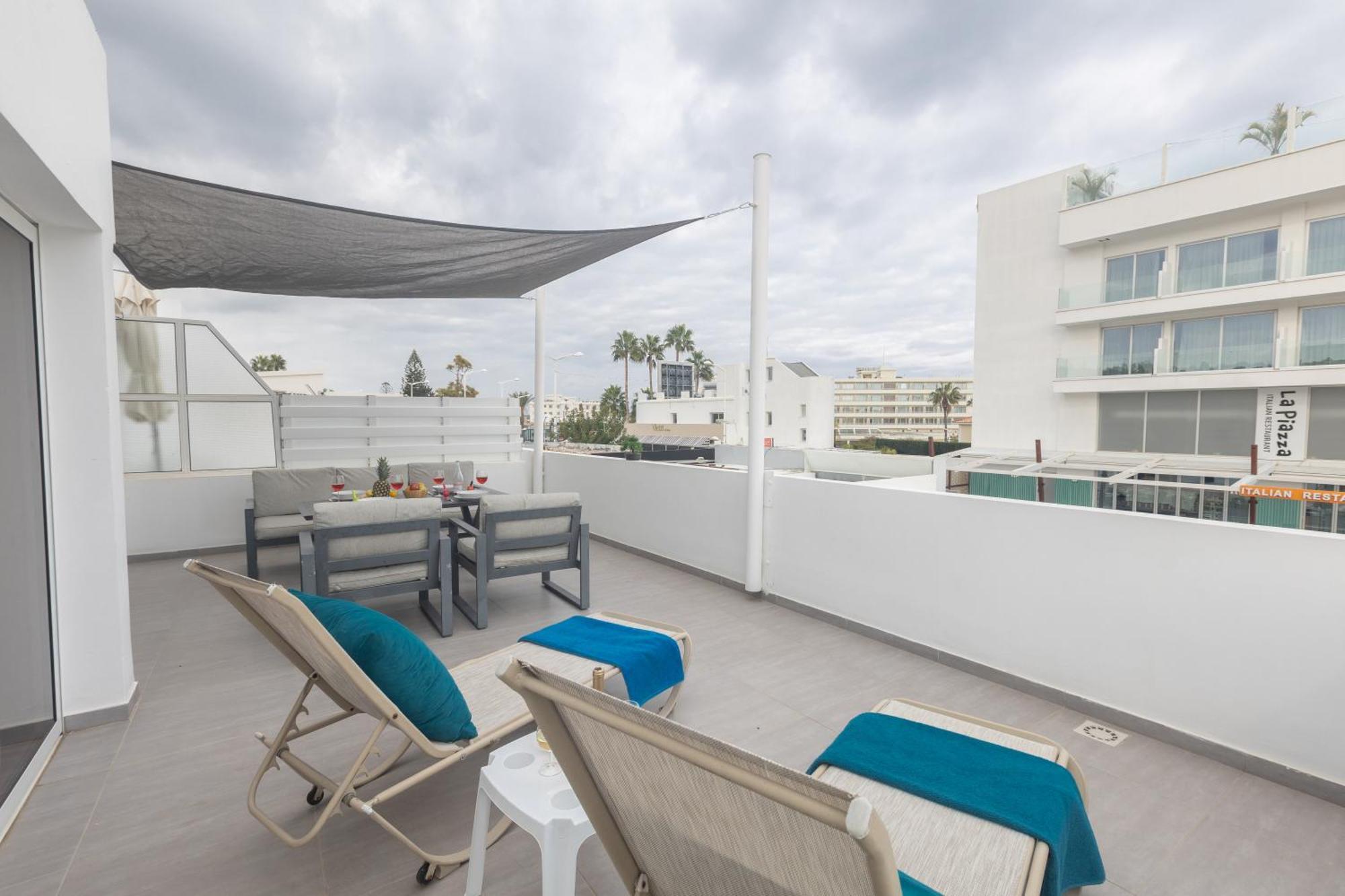 Evas Apartment โปรทาราส ภายนอก รูปภาพ