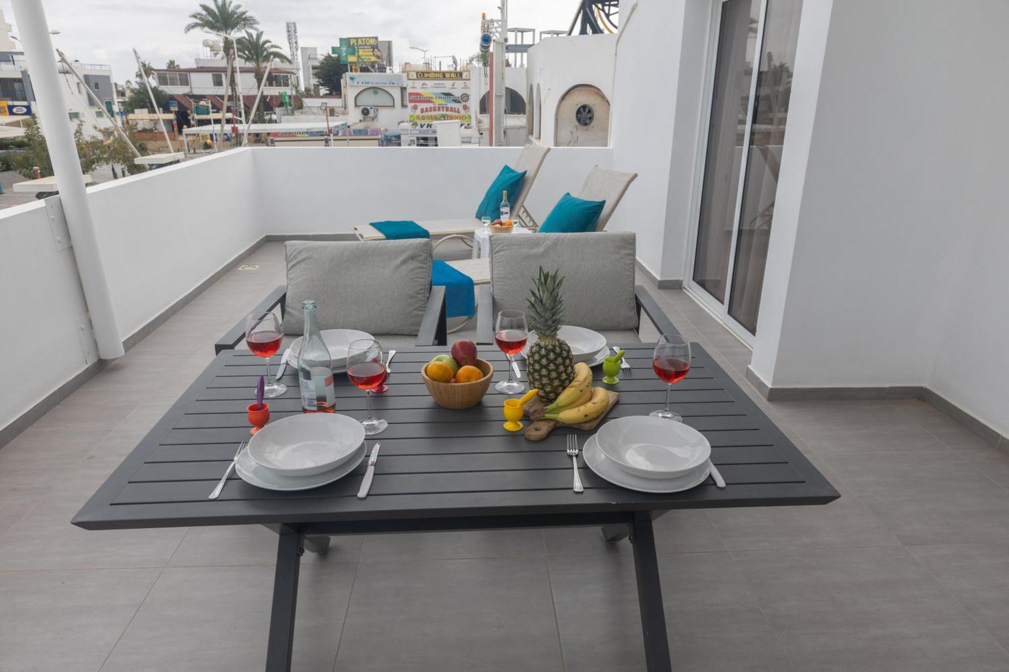 Evas Apartment โปรทาราส ภายนอก รูปภาพ