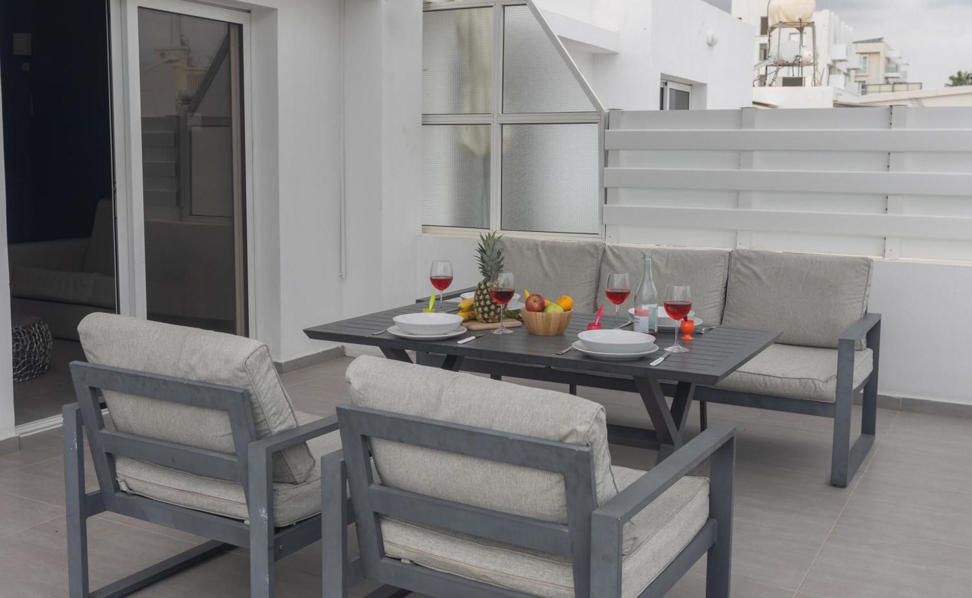 Evas Apartment โปรทาราส ภายนอก รูปภาพ